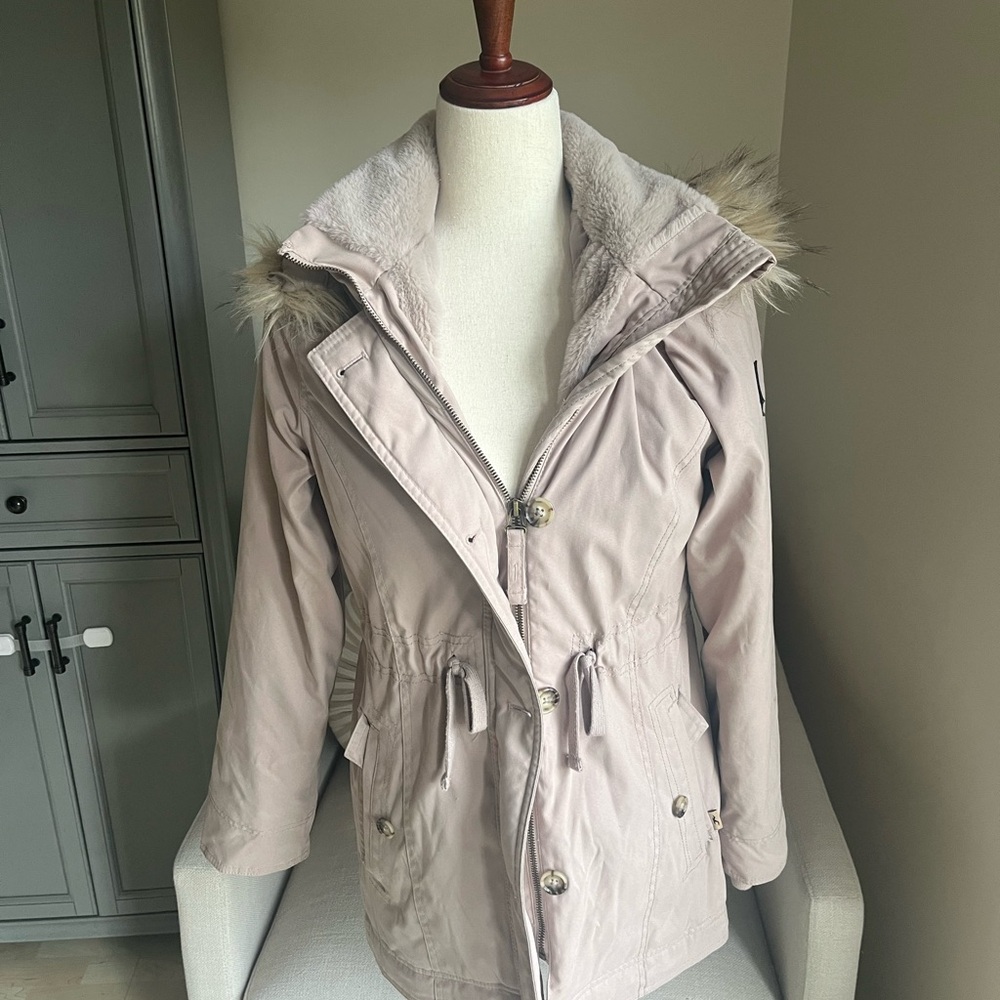 Hollister Women's Fur-Trimmed Parka Coat